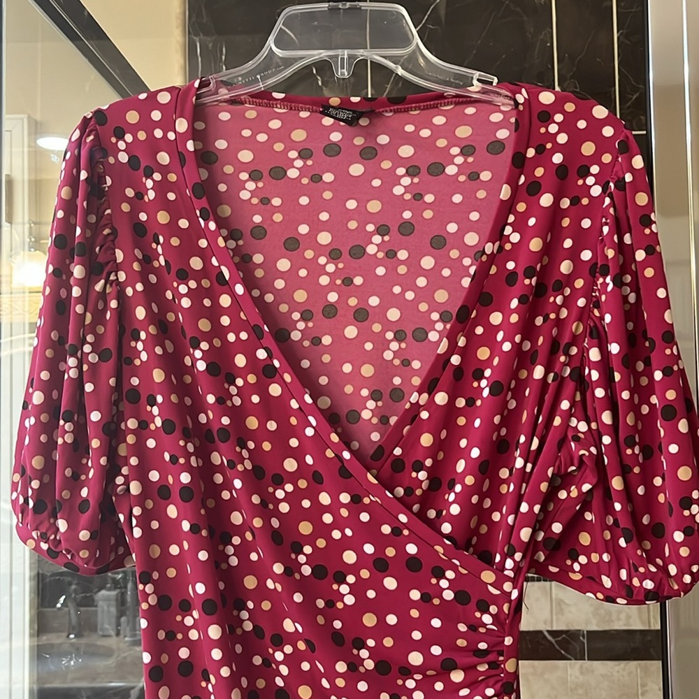 Nine West Raspberry Top, Size S, Good Condition. - image 2